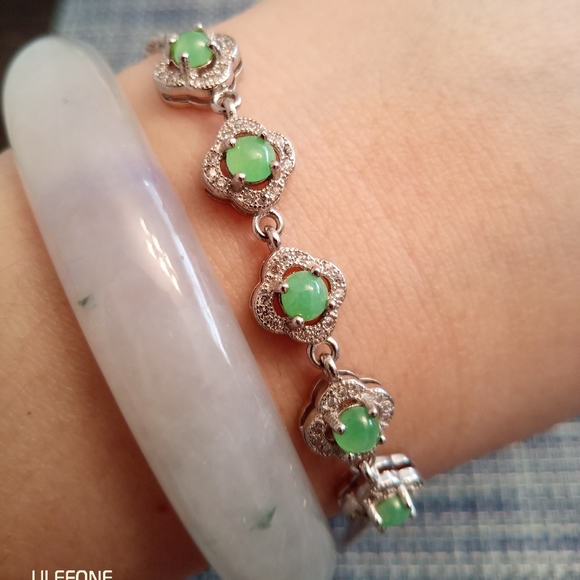 Burmese Jadeite Jade Sterling Silver Bracelet - Picture 2 of 8